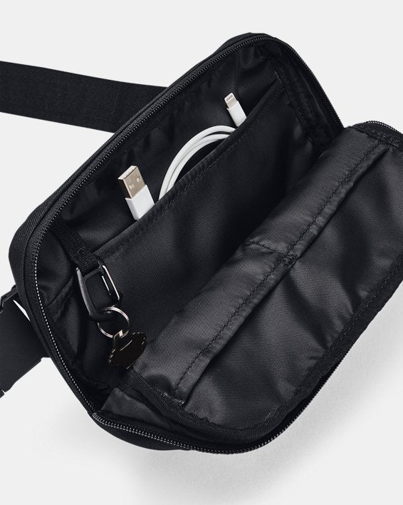 UA Essential Waist Bag Crossbody