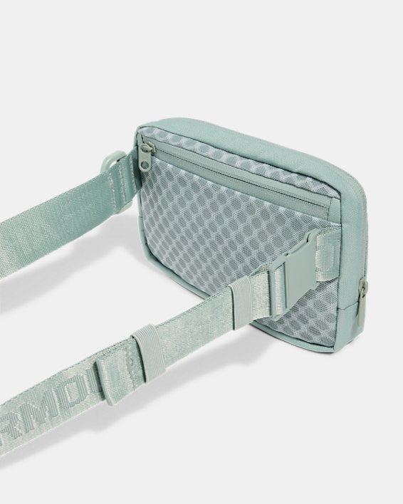 UA Essential Waist Bag Crossbody