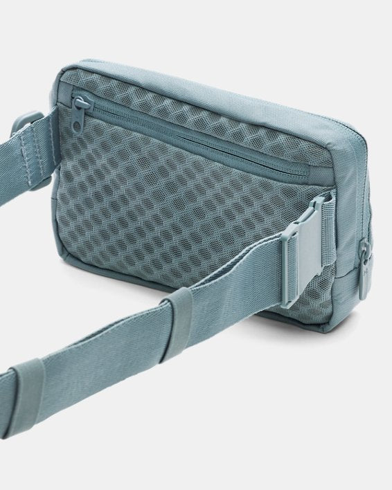 UA Essential Waist Bag Crossbody
