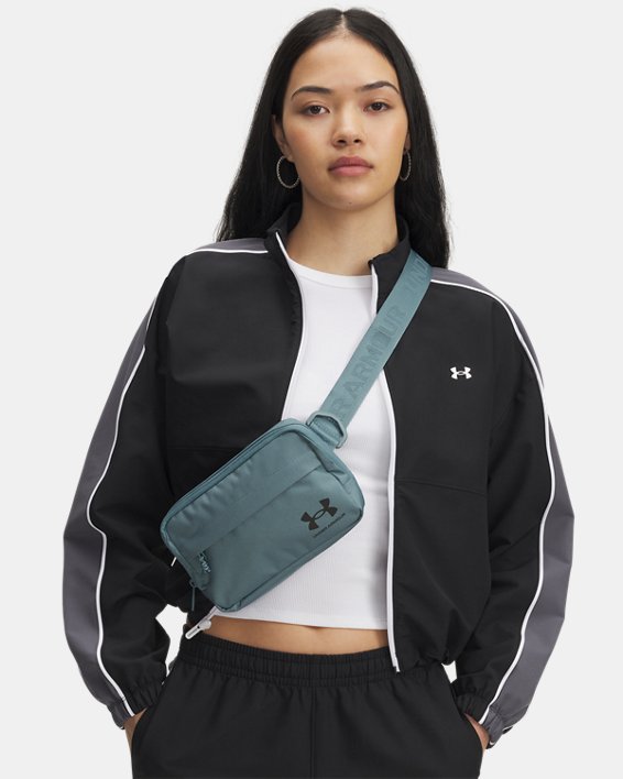 UA Essential Waist Bag Crossbody